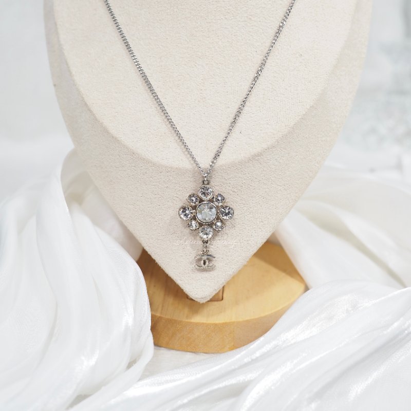 CHANEL 09C 閃石吊墜頸鏈-1