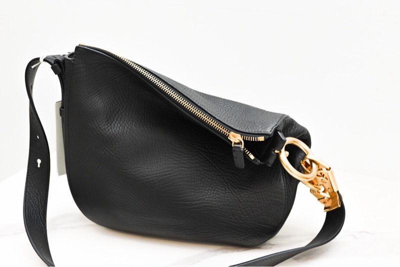 Burberry 經典款馬頭包-4