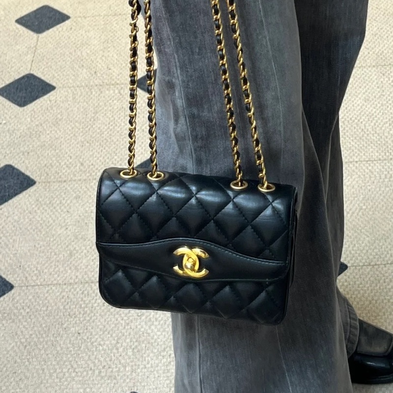 限量出售🆕Chanel黑金全皮迷你菱格紋風琴鏈條手提單肩斜挎包-1