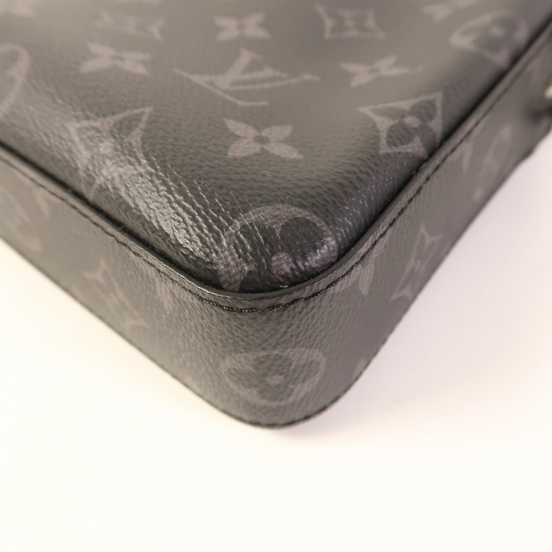 LOUIS VUITTON Monogram Eclipse Reverse Trio Messenger銀扣肩背袋灰色-16
