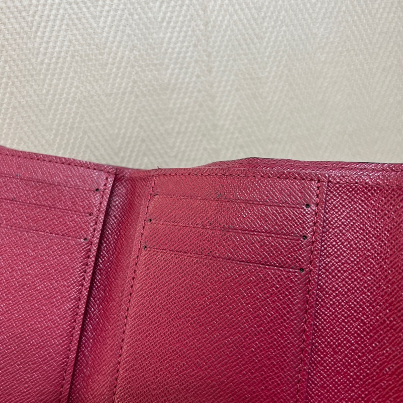 LV 原花紫紅皮釦Victorine 6卡三折短夾M41938-9