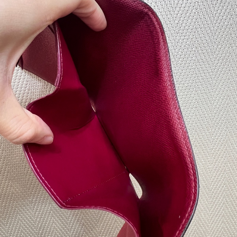 LV 原花紫紅皮釦Victorine 6卡三折短夾M41938-11