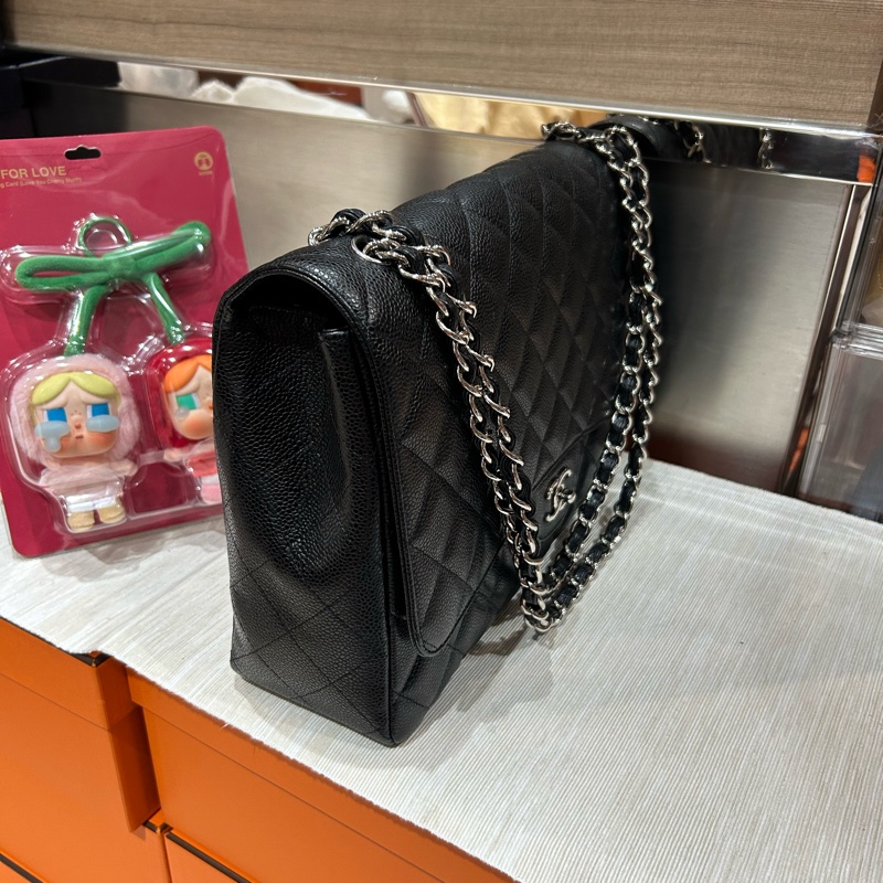 Chanel Maxi jumbo single flap 黑色荔枝牛皮-1