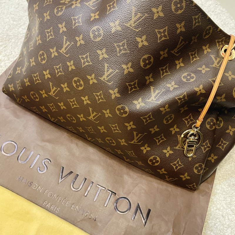 LV (LOUIS VUITTON)ARTSY MM MONOGRAM 肩背包-0