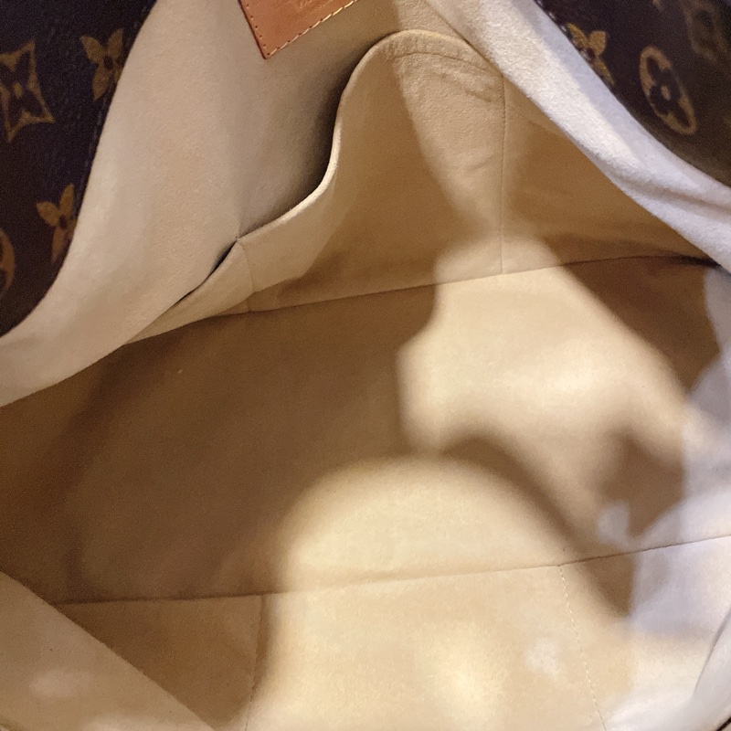 LV (LOUIS VUITTON)ARTSY MM MONOGRAM 肩背包-11