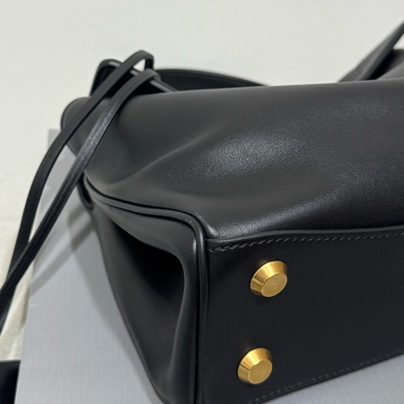 Balenciaga mini rodeo黑金手提斜背包-17