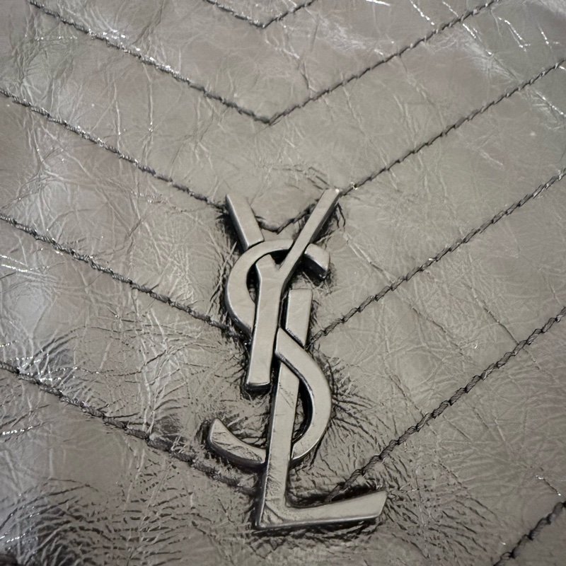 近全新 YSL shopping bag，2025/6 台灣專櫃購入-5