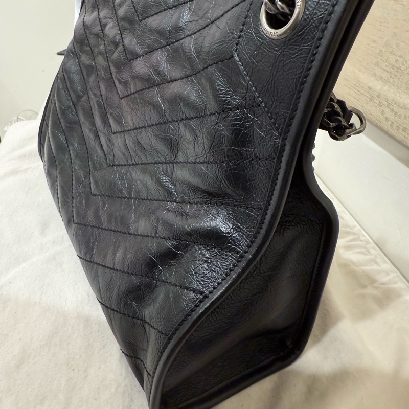 近全新 YSL shopping bag，2025/6 台灣專櫃購入-9