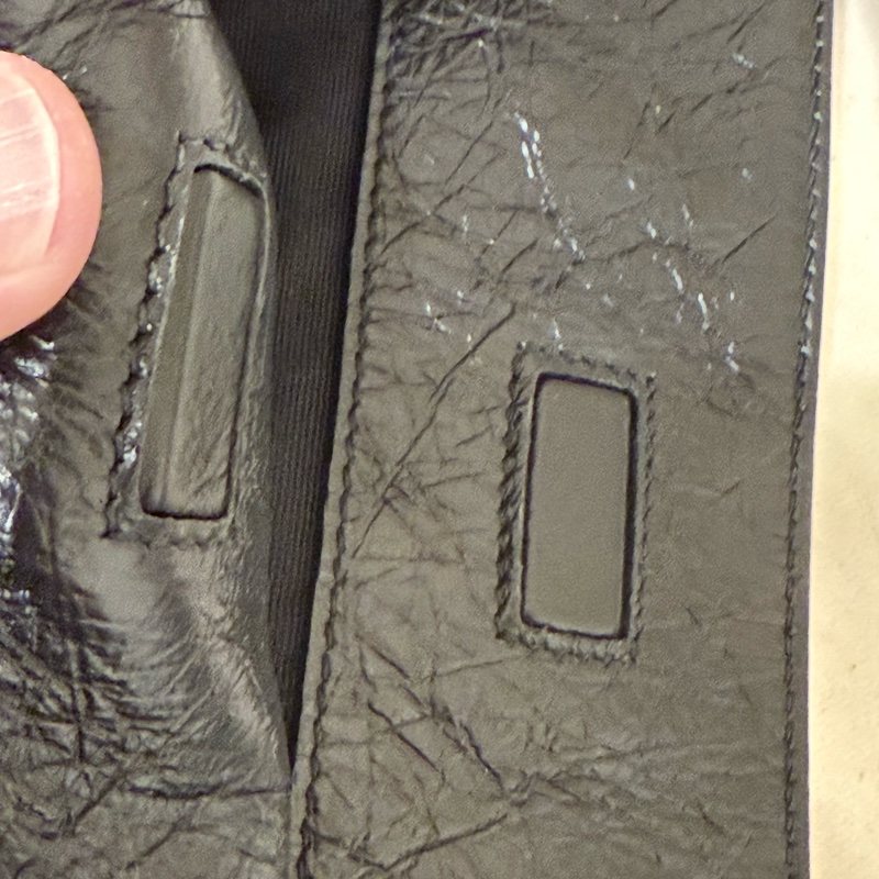 近全新 YSL shopping bag，2025/6 台灣專櫃購入-16