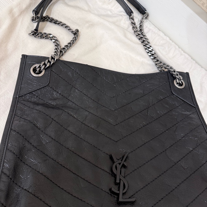 近全新 YSL shopping bag，2025/6 台灣專櫃購入-17