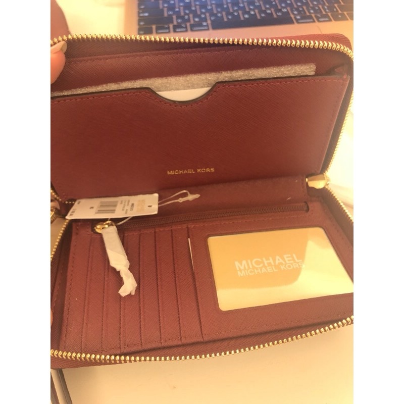 現貨全新  禮物 MK 酒紅色 長夾 手拿包 正品 ❤️🌹超方便實用 絕美 送禮 自用 交換禮物-11