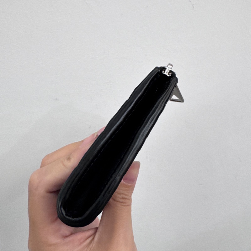 BV 黑編織V型鈔票 L型拉鍊錢包-4