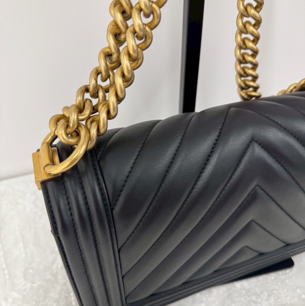 CHANEL V紋boy 25-8