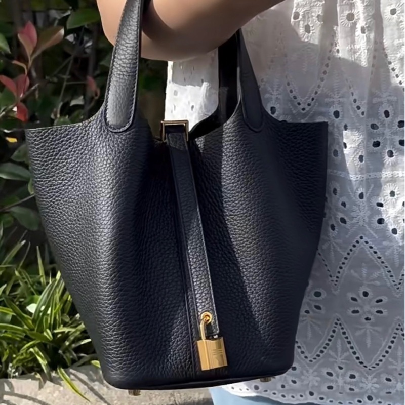 「M.Y精品」 Hermes picotin 18 菜籃子18 黑色金釦-5