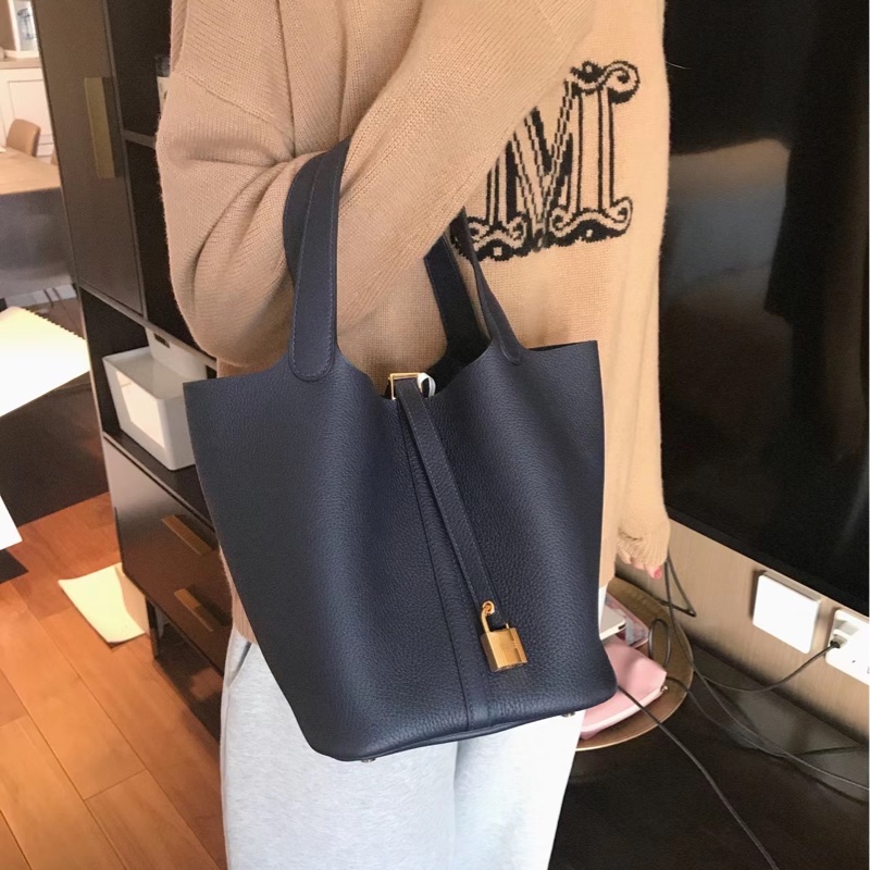 「M.Y精品」 Hermes picotin 18 菜籃子18 黑色金釦-7