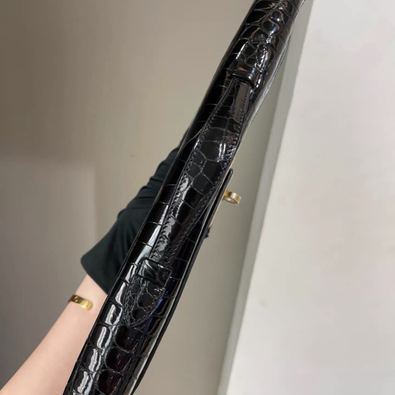 Hermes kellycut  黑色亮面鰐魚 淺金扣-3