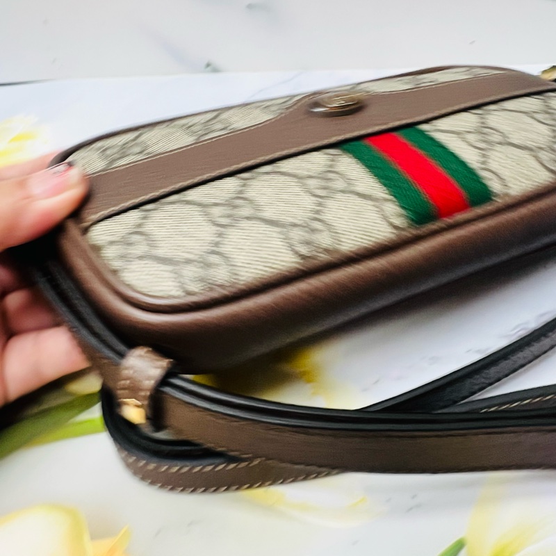 Gucci 斜背包-1