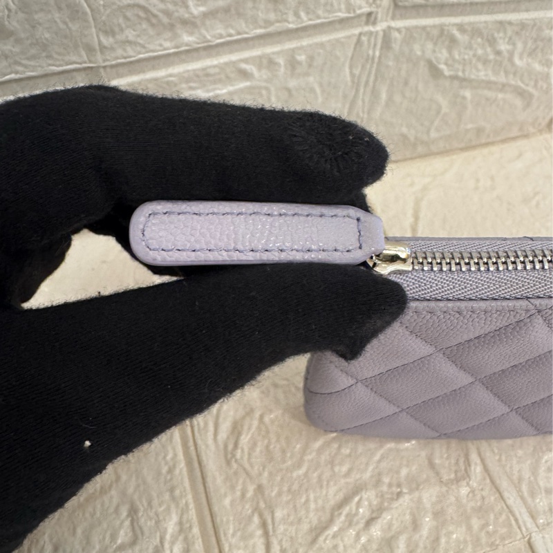 Chanel淡紫色銀雙Cㄧ字零錢包-11