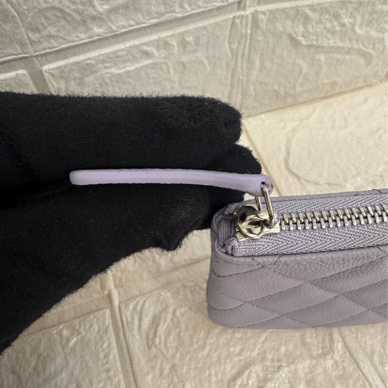 Chanel淡紫色銀雙Cㄧ字零錢包-13