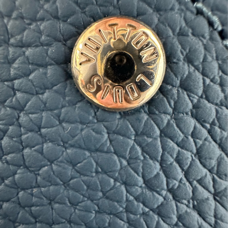 LV Fastline Aerogram 藍色真皮郵差包 晶片款 斜肩包-11