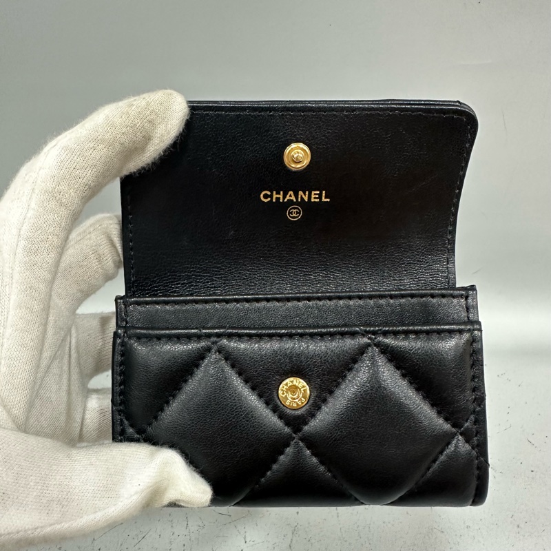 chanel Ap1790 黑色羊皮金釦短夾 卡夾 19-14
