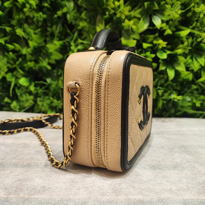 Chanel Vanity Case-4