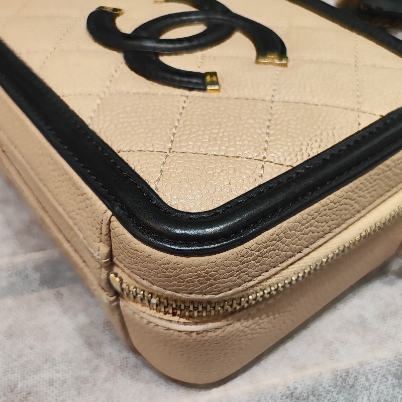 Chanel Vanity Case-15