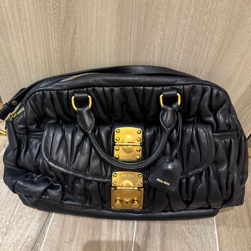 miumiu 皺摺 黑色手提包 托特包 附背帶-1