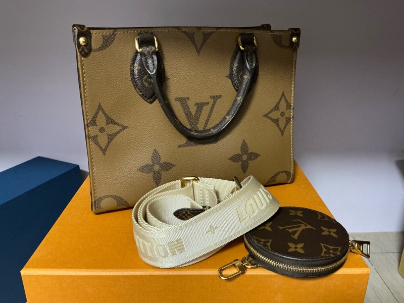 Lv M47373晶片款手提斜包on the go-4