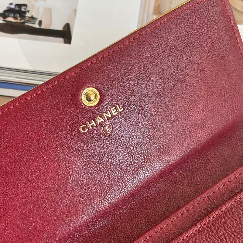 收藏品等級 ::CHANEL:: 香奈兒 勃根地紅搭金邊絕美錢包 短中夾 功能夾-19