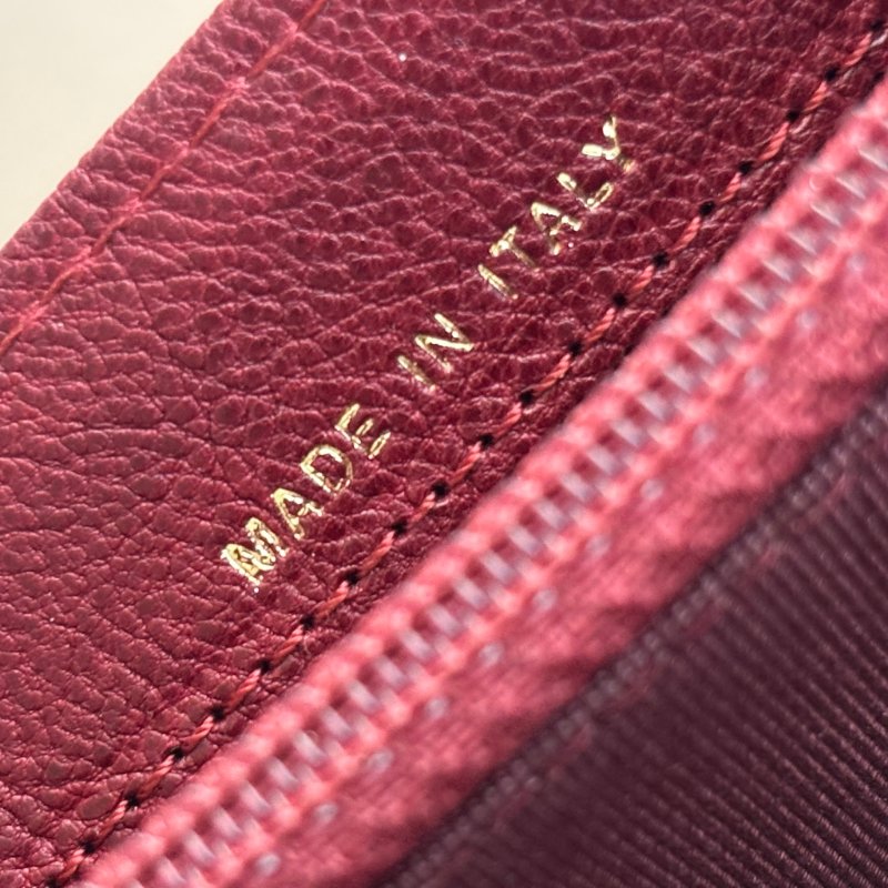 收藏品等級 ::CHANEL:: 香奈兒 勃根地紅搭金邊絕美錢包 短中夾 功能夾-30