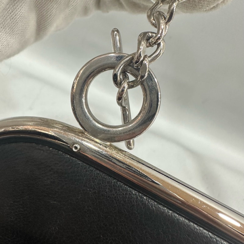 Chanel 黑皮金釦雙c手提包-25