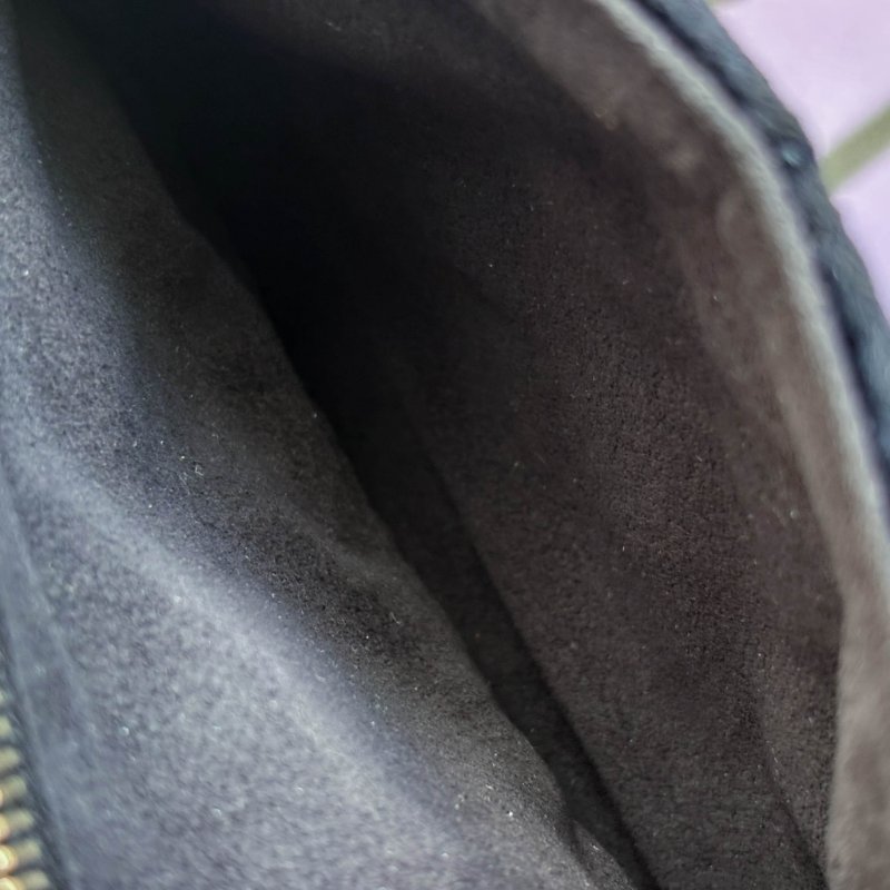 老香奶奶收藏品等級 ::CHANEL:: 香奈兒 天鵝絨內裏帆布紅寶石釦式雙層小功能包 錢包-11