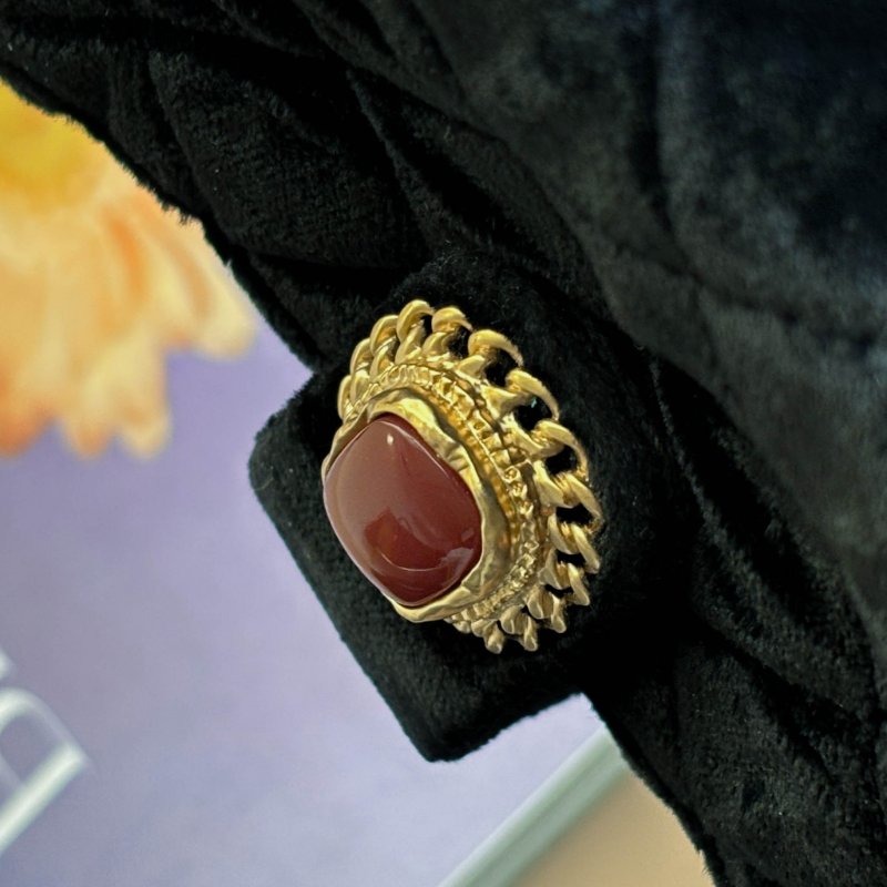 老香奶奶收藏品等級 ::CHANEL:: 香奈兒 天鵝絨內裏帆布紅寶石釦式雙層小功能包 錢包-18