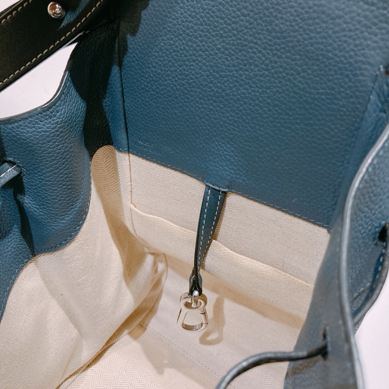 TW4413 Loewe 羅意威 中號吊床包 Hammock Bag Medium-14