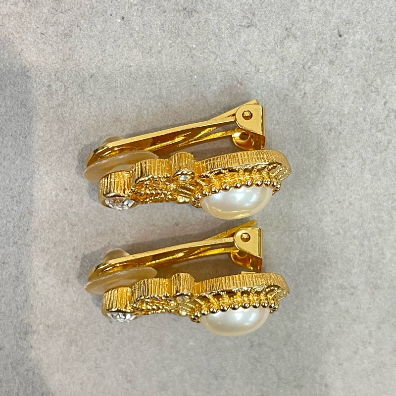 DIOR 中古珍珠水鑽耳夾 O760WH-7