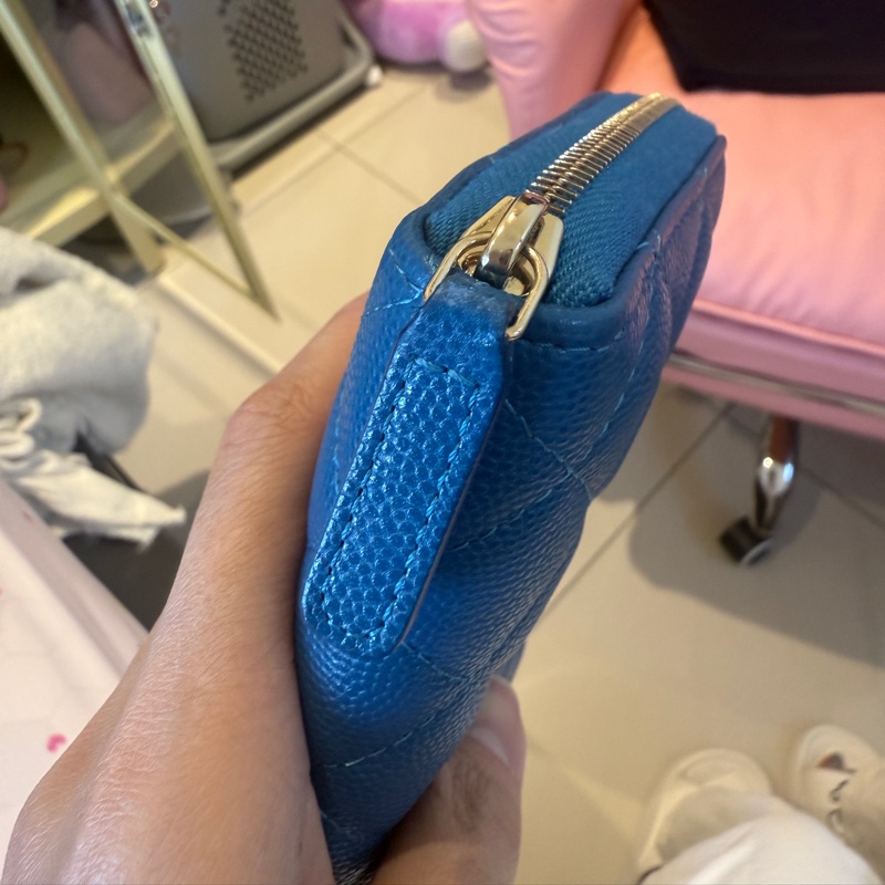 Chanel 荔枝紋藍長夾-2