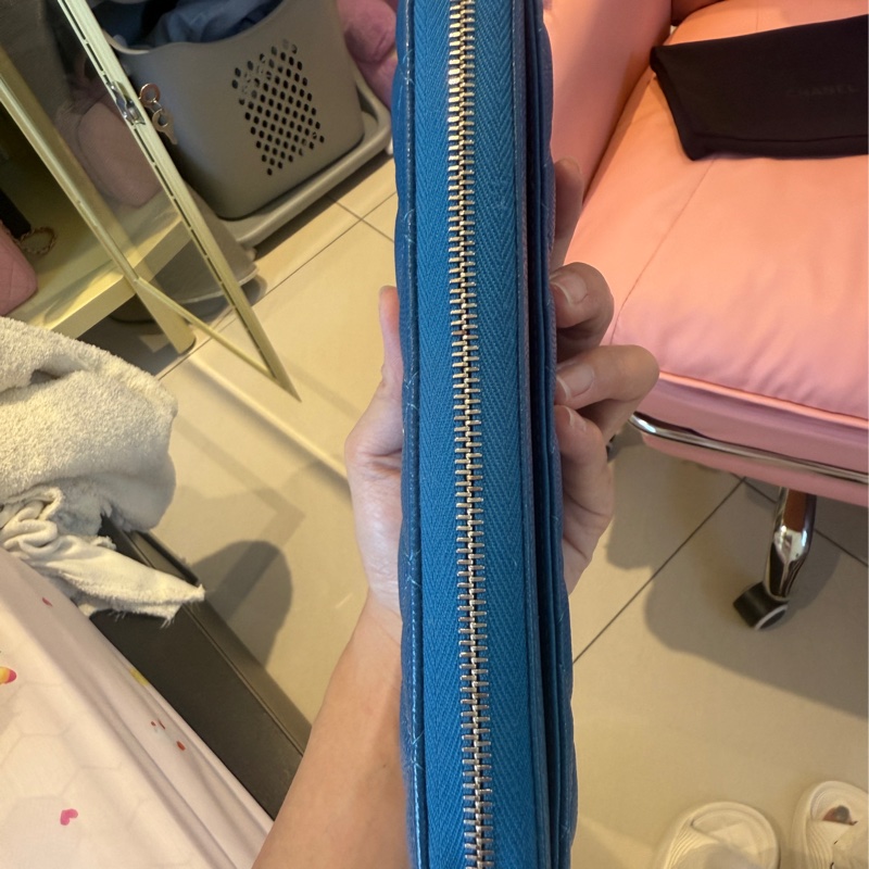 Chanel 荔枝紋藍長夾-4
