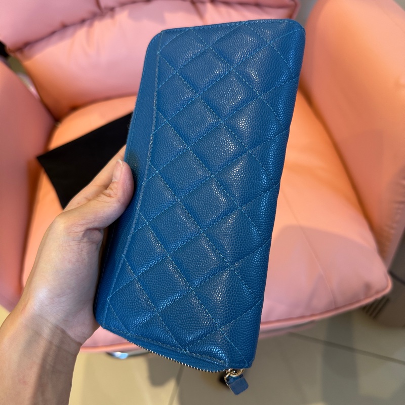 Chanel 荔枝紋藍長夾-12