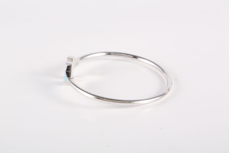 TIFFANY&CO(蒂芙尼) Tiffany T 線圈手鐲 中號 綠松石 半鑽 18k白金 18K白金/鑽石/綠松石 14號 白金-1