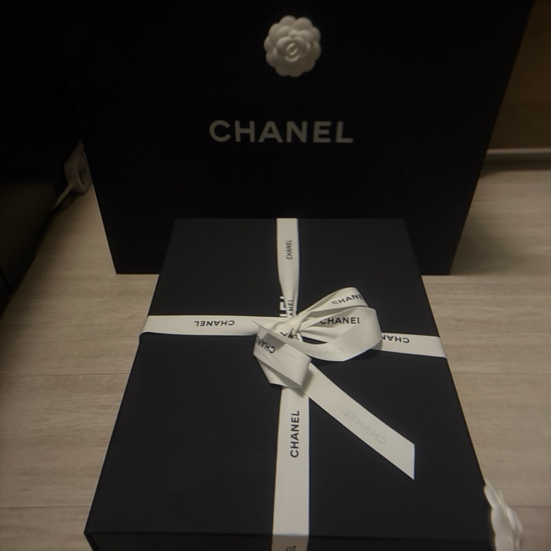 Chanel 25 Small Handbag in Black 黑色小型包-4