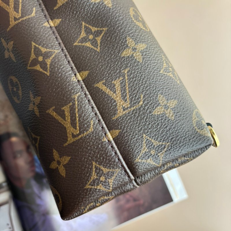 ::Louis Vuitton:: LV M45516 MONTSOURIS BB經典花紋黑皮革MINI後背包-10