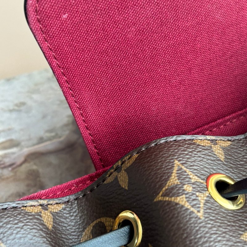 ::Louis Vuitton:: LV M45516 MONTSOURIS BB經典花紋黑皮革MINI後背包-17
