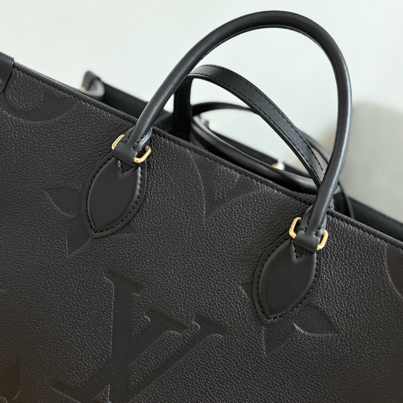 Lv onthego-10