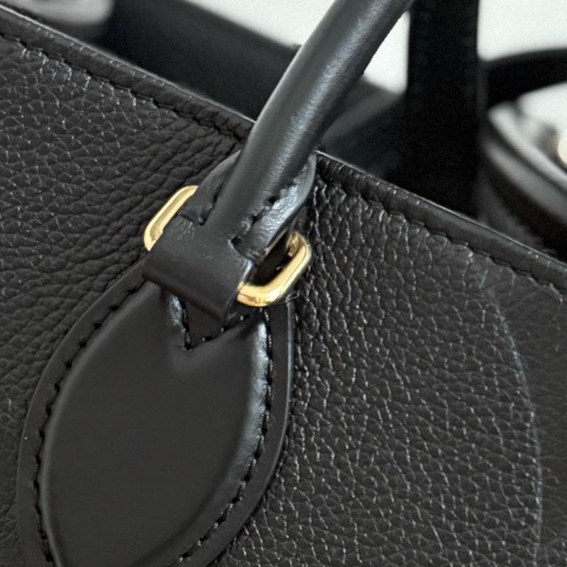 Lv onthego-14