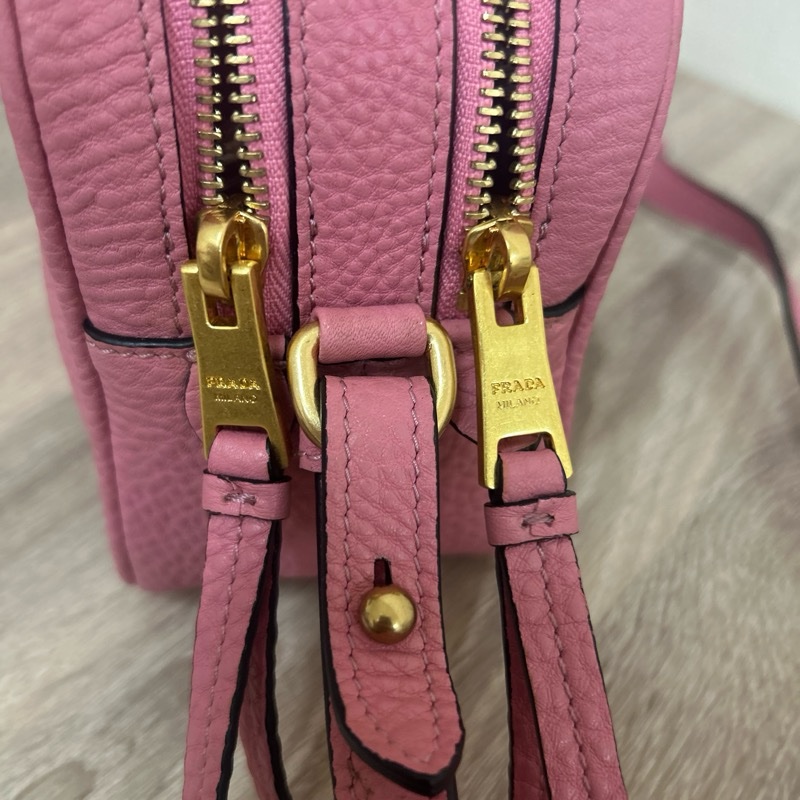 Prada粉色雙層相機包-9