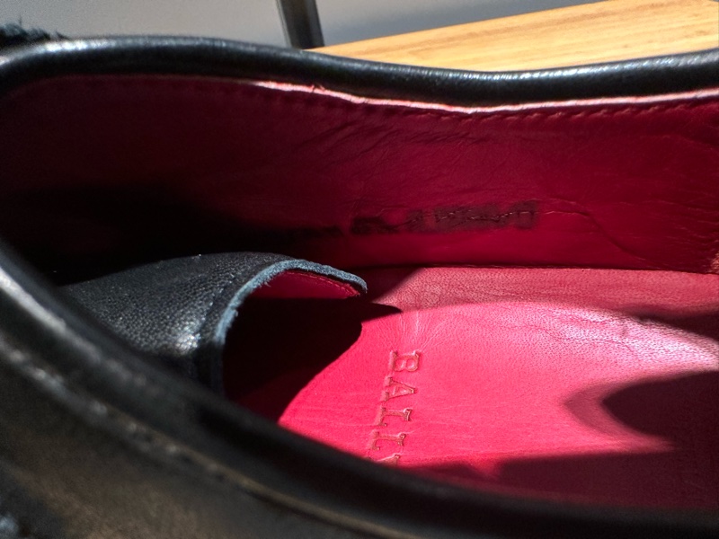 BALLY黑色皮革休閒鞋-9