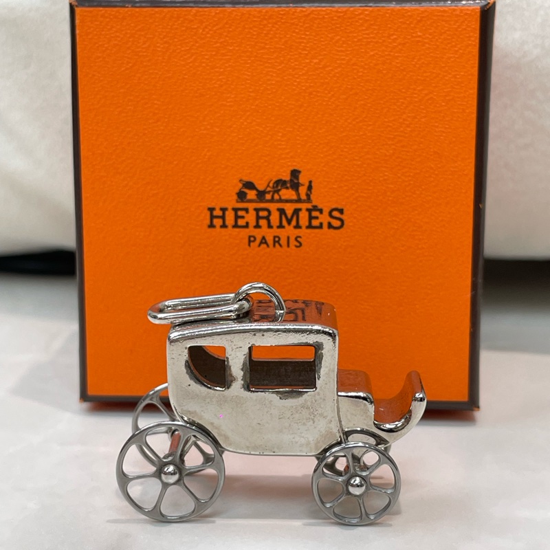 HERMES 世界限定小馬車包包掛件 O684NY-0