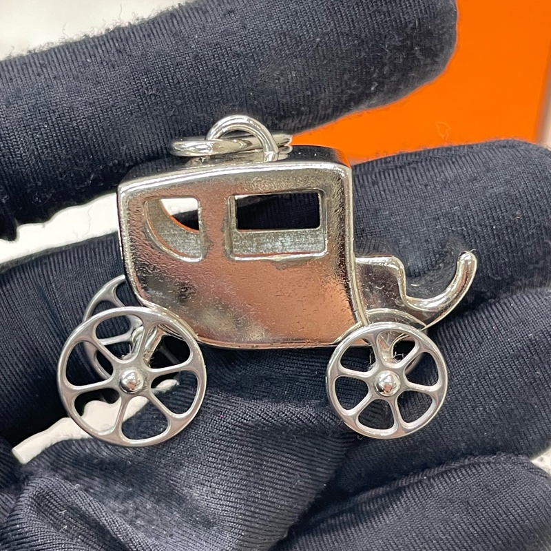 HERMES 世界限定小馬車包包掛件 O684NY-2