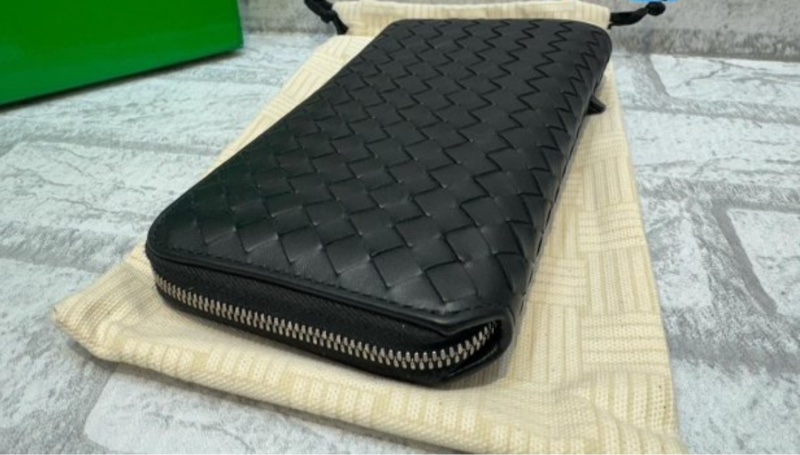 BV 813562951 新款 黑色編織 拉鍊長夾 *售25800買到賺到 95成新 尺寸 (公分)19X10X2cm 附屬品 防塵袋 盒子-2